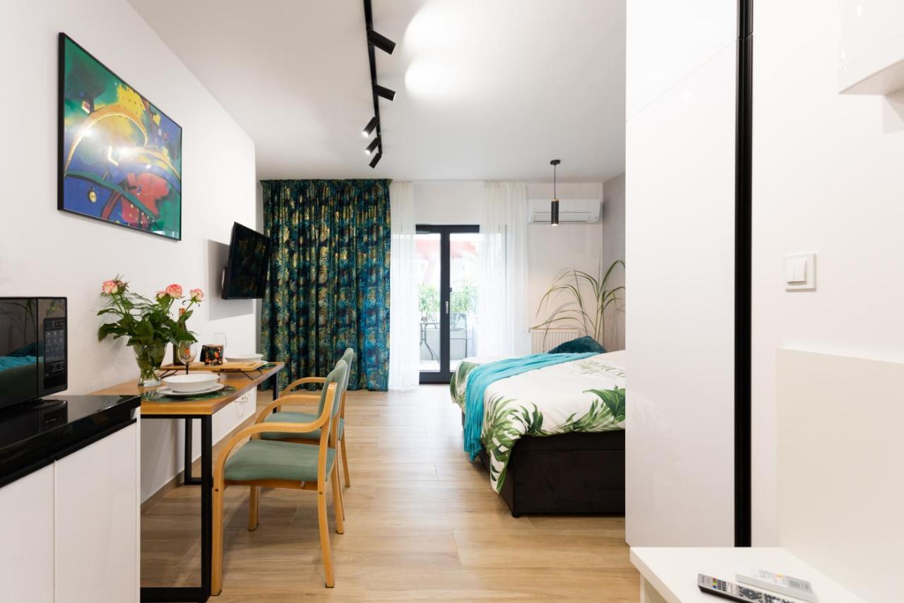Luxurycity Apartment With Terrace 弗罗茨瓦夫 外观 照片