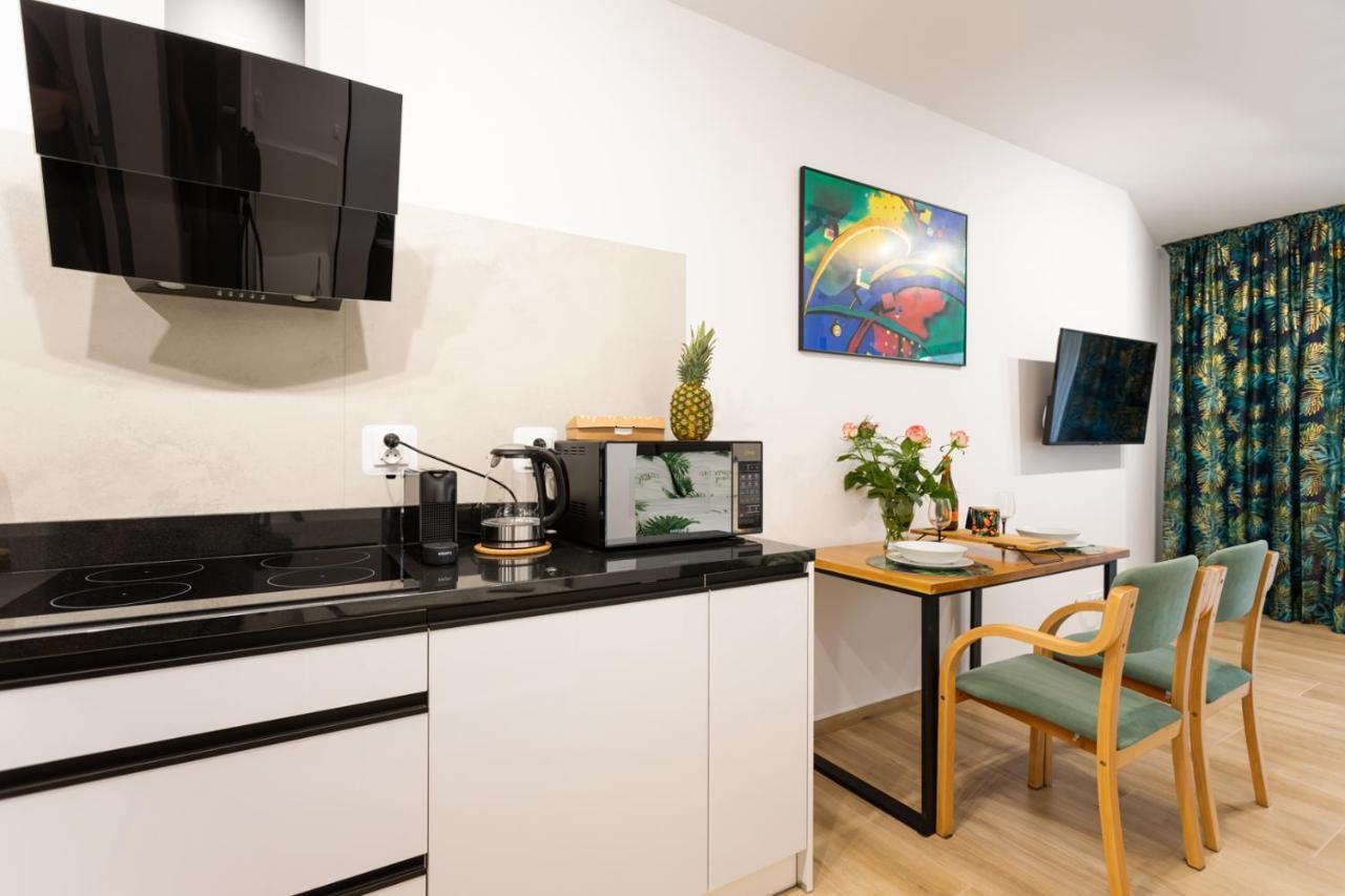 Luxurycity Apartment With Terrace 弗罗茨瓦夫 外观 照片