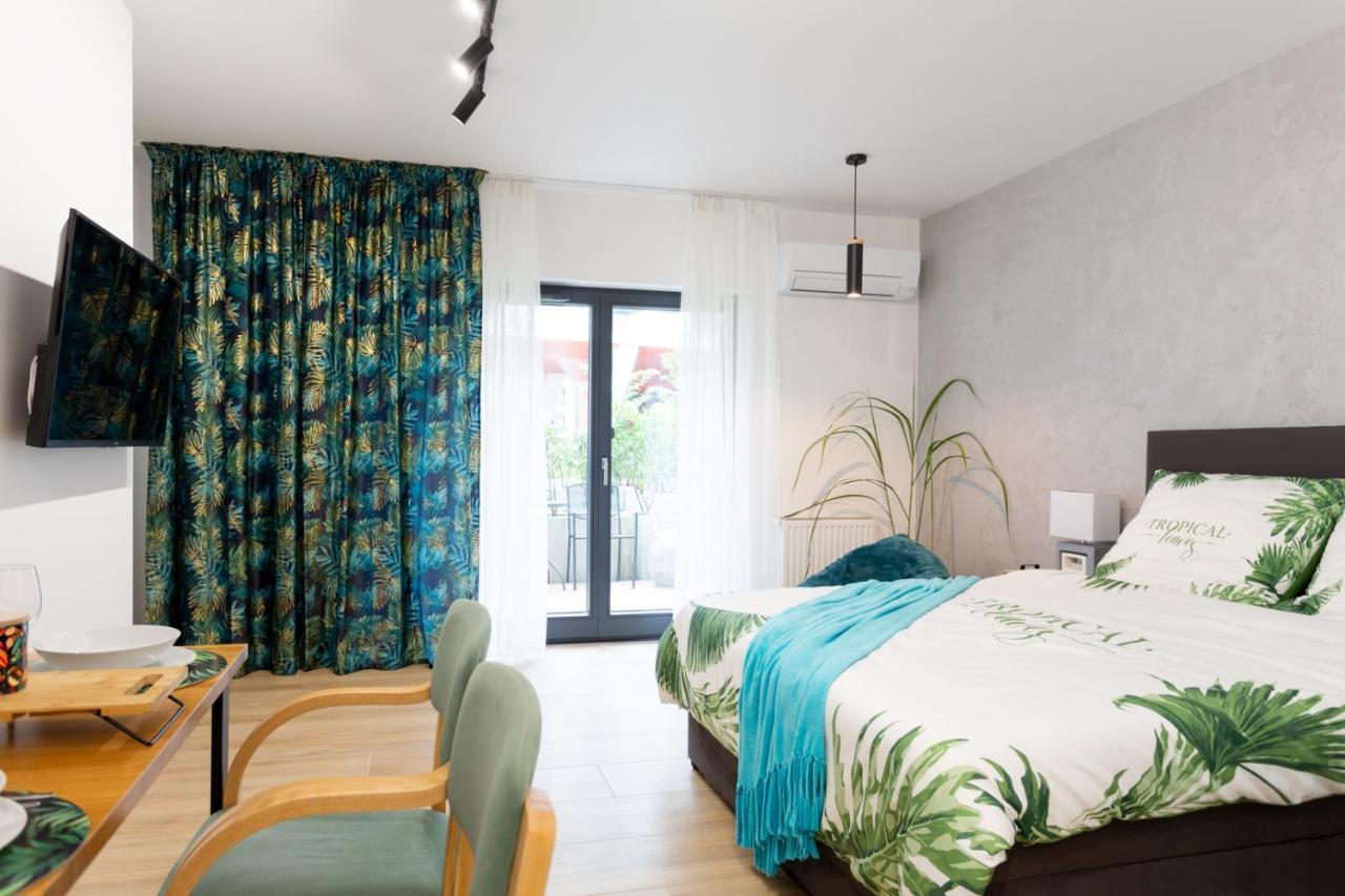 Luxurycity Apartment With Terrace 弗罗茨瓦夫 外观 照片